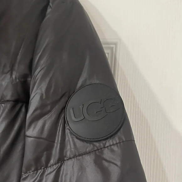 UGG Women's Black Puffer Jacket - Picture 2 of 13